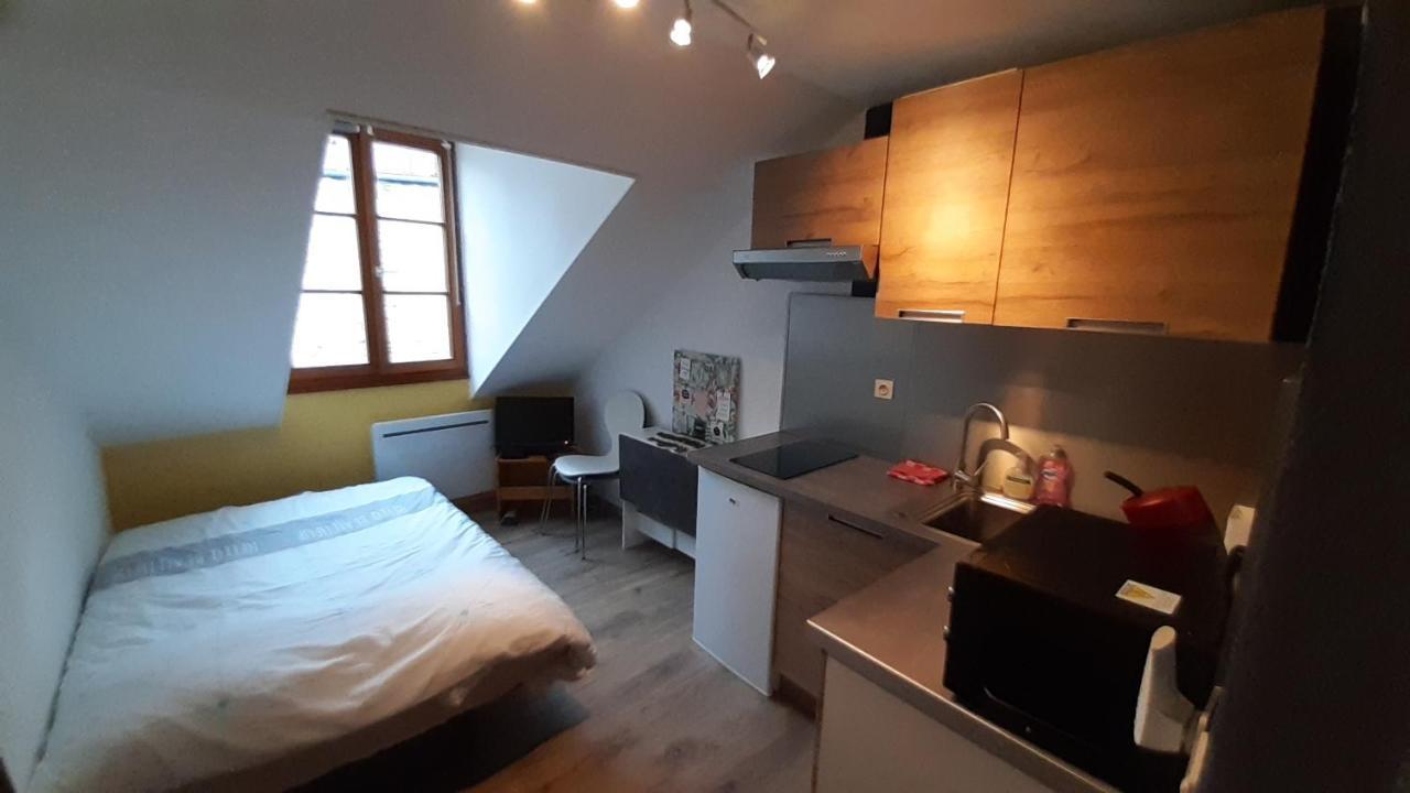 Studio 402 Au 15 Rue Battant A Besançon Eksteriør bilde